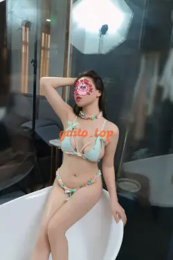 Ly Ly 2K2_  Gái xinh, body đẹp, làm tình dâm